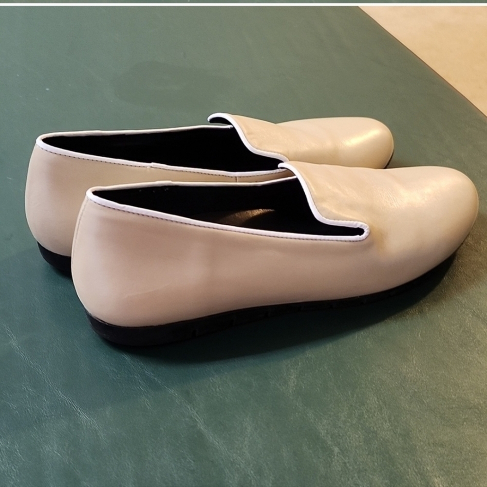 Sabrina, Size 10 white leather flats rubber sole